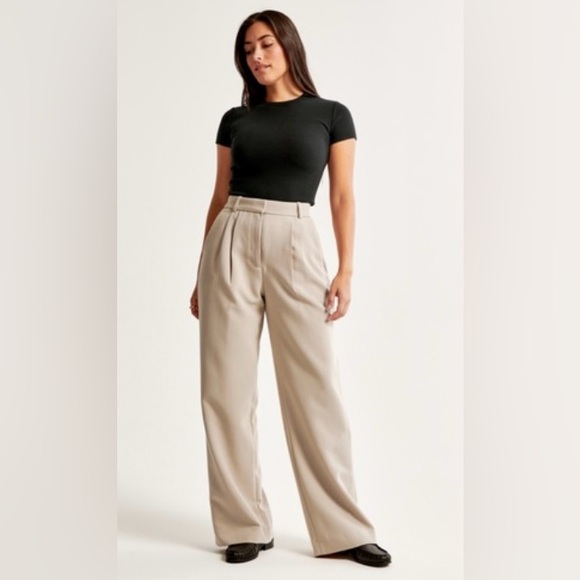 Abercrombie & Fitch Sloane Tailored Pant - Picture 2 of 7